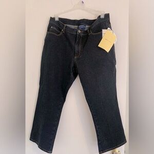 JEANS 18WP dark wash. New with tags. 26” inseam 18” waist 11” rise DENIM & Co.